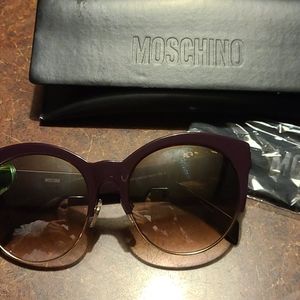 NWOT Moschino Sunglasses